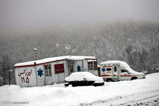 استقرار آمبولانس‌های جدید اسدآباد در مناطق صعب‌العبور و برف‌گیر