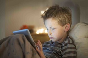 از هوش کودکان خود در آگاهی از برنامه‌های موبایل خوشحال نباشید