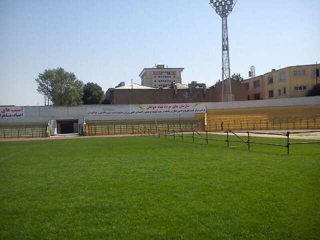 علت قطعی آب ورزشگاه قدس همدان چیست؟