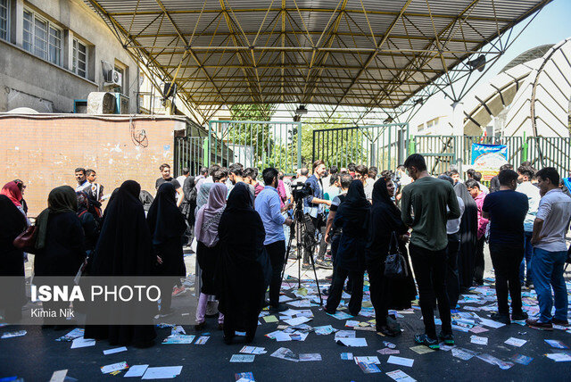 والدین از تجمع و مشایعت داوطلبان کنکور پرهیز کنند