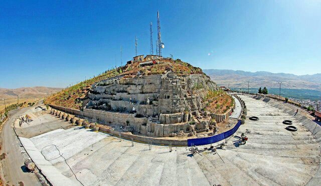 بام نهاوند ۳۰ ساله به شهرداری واگذار شد