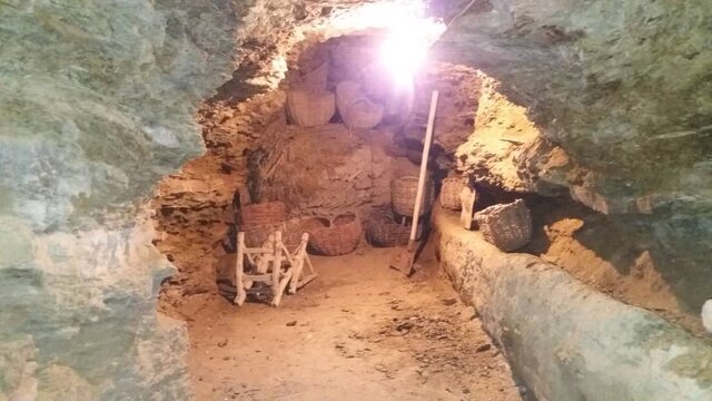 پیگیری ثبت زاغه‌های دستکند روستای ترخین‌آباد در سال‌جاری