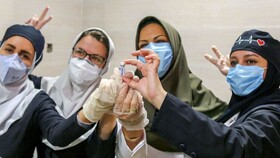 واکسیناسیون ۱۰۰۰ نفر از کادر درمان همدان با دُز بوستر