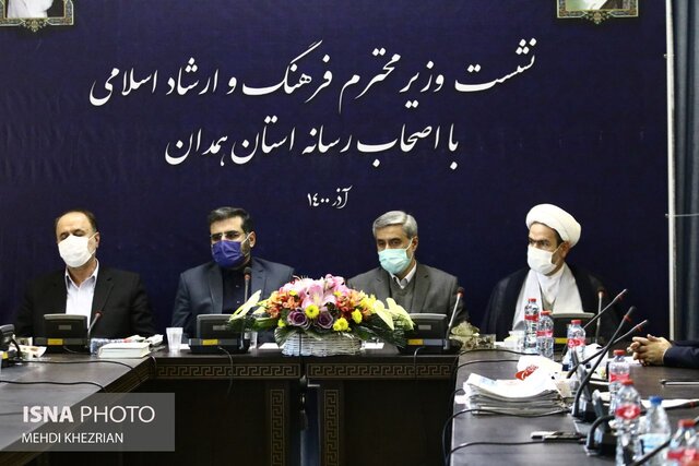 عکاس ایسنا، مهدی خضریان /گزارش تصویری/ حضور وزیر ارشاد در جمع اهالی رسانه همدان و افتتاح موزه چاپ