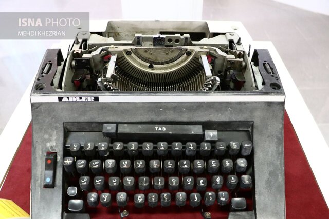 /گزارش تصویری/ حضور وزیر ارشاد در جمع اهالی رسانه همدان و افتتاح موزه چاپ