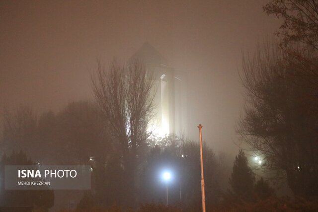 کاهش دید افقی به زیر ۲۰۰ متر در همدان
 کاهش دید افقی به زیر ۲۰۰ متر در همدان