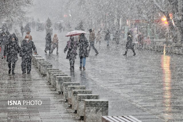 بارش ۵ تا ۱۰ سانتیمتر برف در همدان