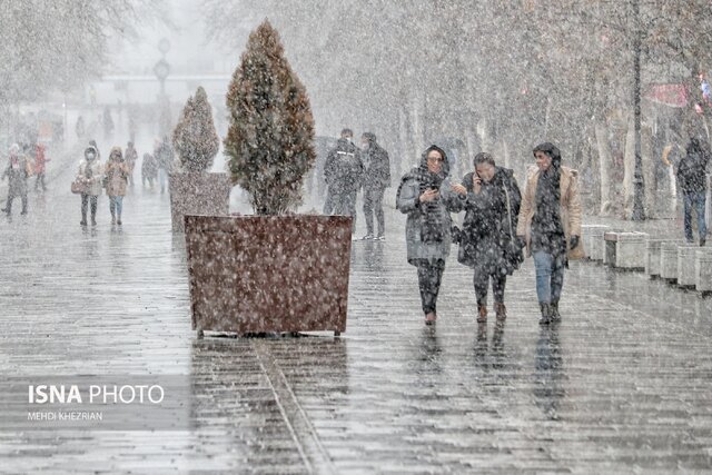 بارش ۵ تا ۱۰ سانتیمتر برف در همدان