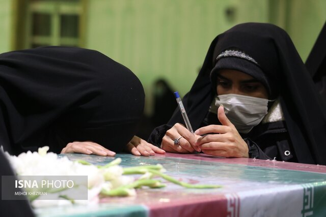 /گزارش تصویری/تشییع شهید گمنام در همدان