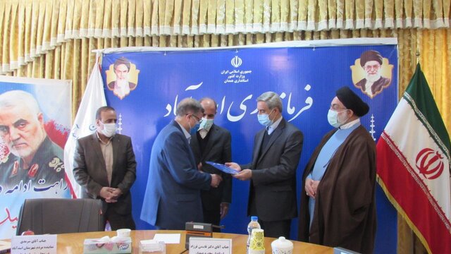 فرمانداران برای پیگیری اهداف دولت در شهرستان حضور دارند
