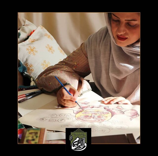 دریافت نشان ملی لباس تاریخی توسط بانوی همدانی