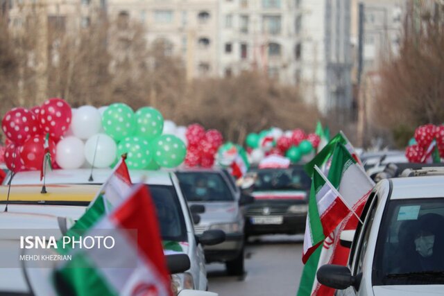 گزارش تصویری؛ حضور پرشور مردم همدان در راهپیمایی خودرویی ۲۲ بهمن