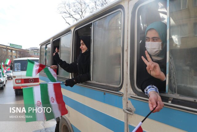 گزارش تصویری؛ حضور پرشور مردم همدان در راهپیمایی خودرویی ۲۲ بهمن