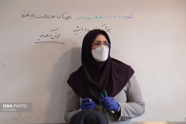 /گزارش تصویری/ آیین حضوری شدن مدارس در همدان