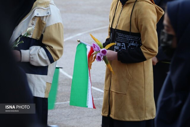 /گزارش تصویری/ آیین حضوری شدن مدارس در همدان