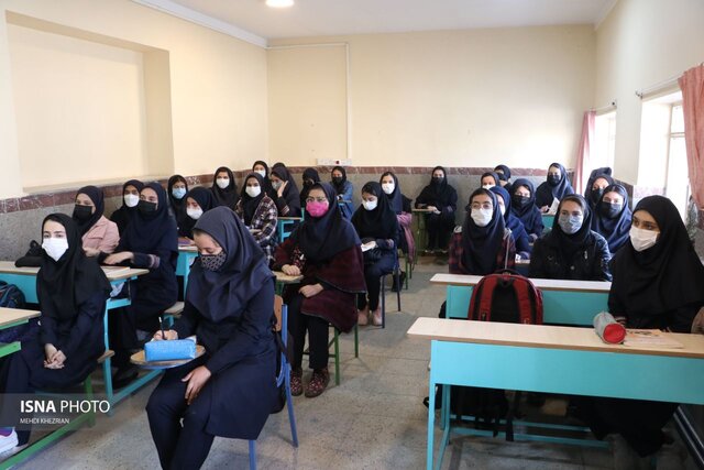 /گزارش تصویری/ آیین حضوری شدن مدارس در همدان