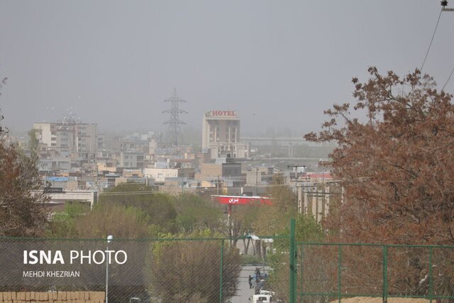 /گزارش تصویری/همدانِ غبارآلود!
