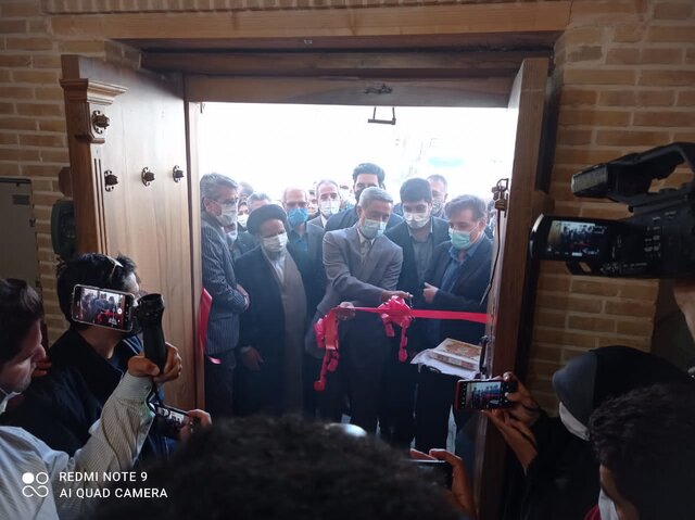 اقامتگاه بومگردی شهر پنهان سامن افتتاح شد