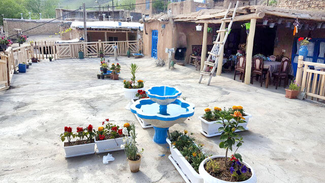 اسدآباد پیشتاز در تعداد خانههای بومگردی استان اسدآباد پیشتاز در تعداد خانههای بومگردی استان