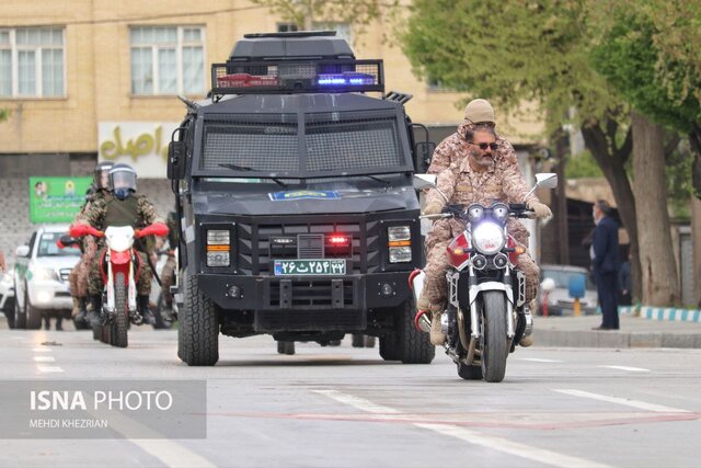 /گزارش تصویری/ رژه روز ارتش در همدان