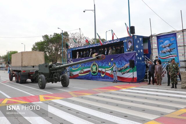 /گزارش تصویری/ رژه روز ارتش در همدان