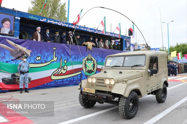 /گزارش تصویری/ رژه روز ارتش در همدان