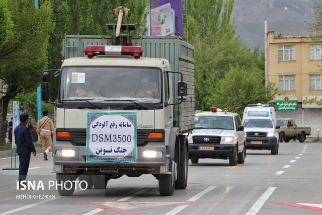 /گزارش تصویری/ رژه روز ارتش در همدان