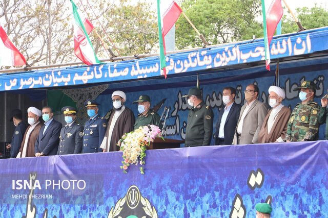 /گزارش تصویری/ رژه روز ارتش در همدان