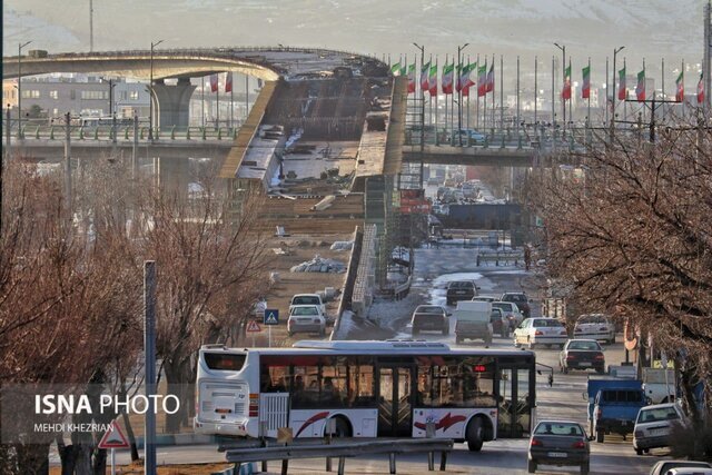 پروژه "پل چراغ قرمز" یا مثنوی هفتاد من؟