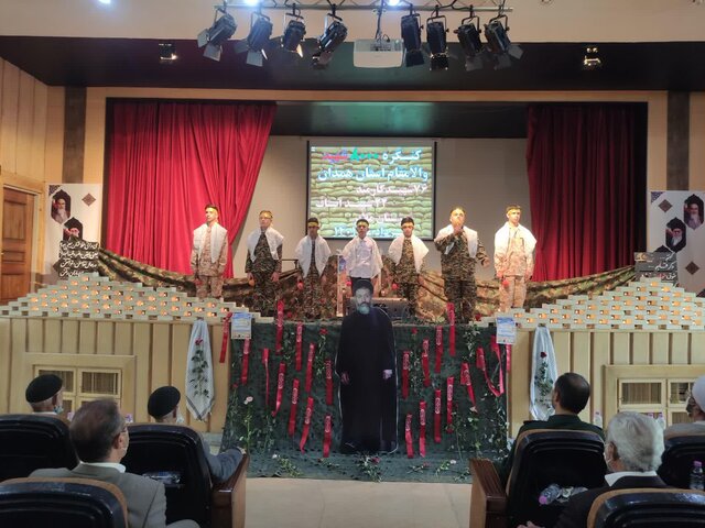 آمریکاییها از امام خمینی (ره) به بزرگی یاد میکنند