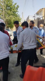 سقوط کارگر از طبقه چهارم ساختمان در ملایر