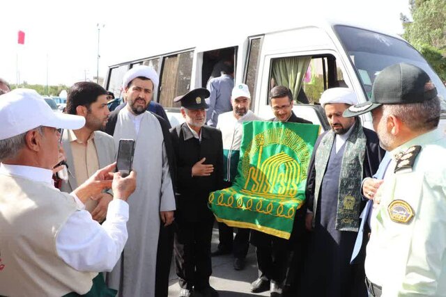 کاروان "زیر سایه خورشید" به ملایر رسید