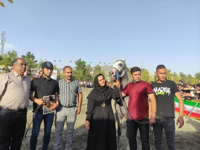 برگزاری نخستین همایش سوارکاری در ملایر