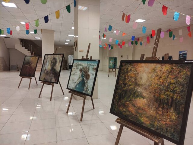 دومین نمایشگاه گروهی هنرهای تجسمی در ملایر افتتاح شد