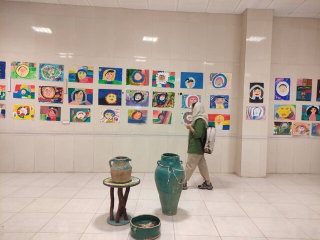 دومین نمایشگاه گروهی هنرهای تجسمی در ملایر افتتاح شد