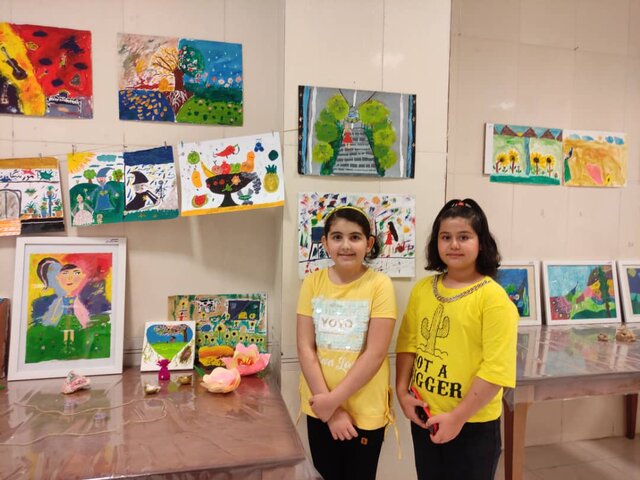 دومین نمایشگاه گروهی هنرهای تجسمی در ملایر افتتاح شد