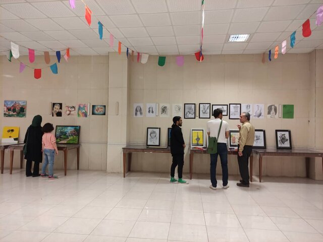 دومین نمایشگاه گروهی هنرهای تجسمی در ملایر افتتاح شد