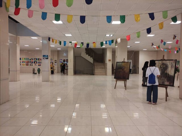 دومین نمایشگاه گروهی هنرهای تجسمی در ملایر افتتاح شد