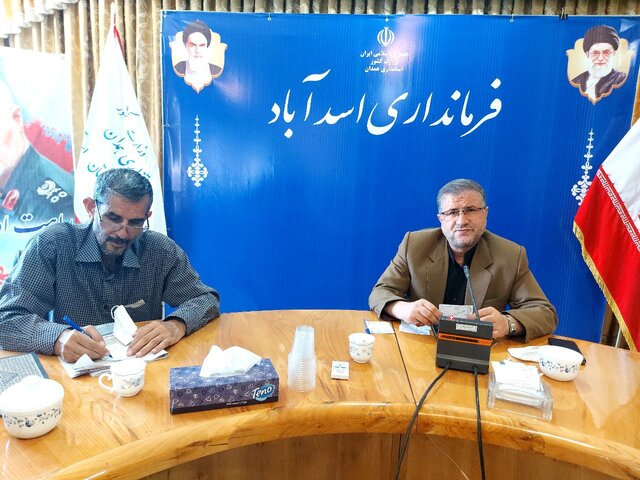 کنار گذر اسدآباد  اربعین امسال زیر بار ترافیک میرود
 کنار گذر اسدآباد  اربعین امسال زیر بار ترافیک میرود