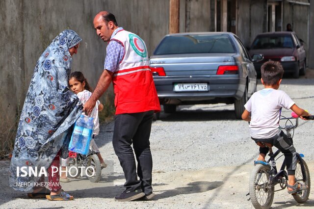 همدانیها به دستان هلالاحمر چشم دوختند