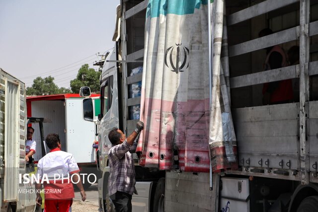 /گزارش تصویری/ آب معدنی هلال احمر در دست همدانی‌ها