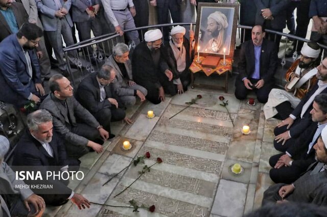 ادای احترام به حکیم ابوعلیسینا