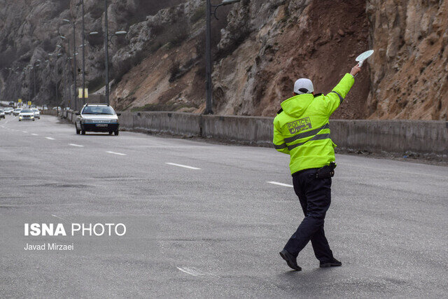 انسداد «هراز»، «چالوس»، «آزادراه تهران-شمال» و ۱۲ محور دیگر انسداد «هراز»، «چالوس»، «آزادراه تهران-شمال» و ۱۲ محور دیگر