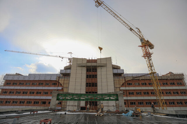 بیمارستان اکباتان؛ از وعدههای ناسرانجام آقای نماینده تا پیشرفت ۹۶ درصدی پروژه