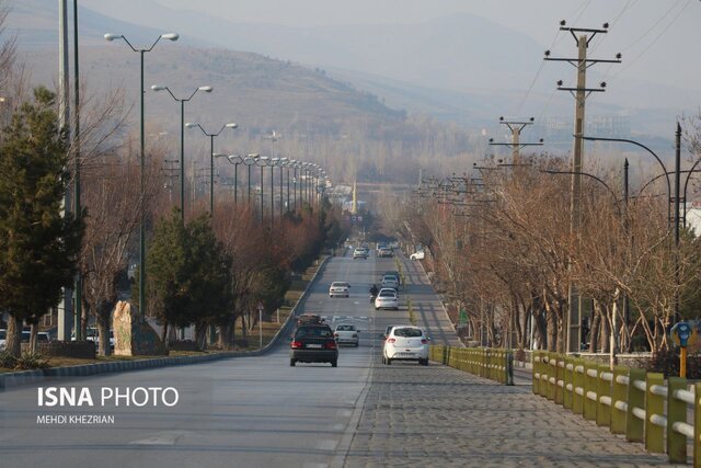 زیر سقف آسمان خاکستری