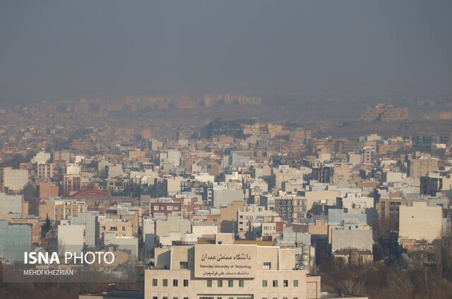 زیر سقف آسمان خاکستری