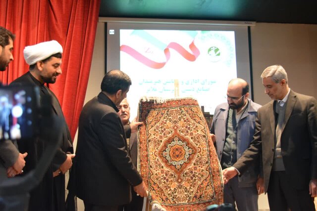 عدم رونق و فراموشی برخی صنایعدستی به علت غیرکاربردی بودن آنهاست