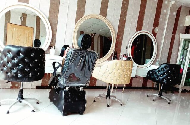 نیمی از آرایشگران زنانه اسدآباد سرپرست خانوار هستند