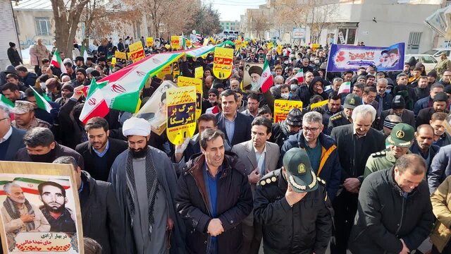 از شعار تا حضور، روسیاهی به ذغال ماند/مفتح: ۲۲ بهمن، محور وحدت ملی است