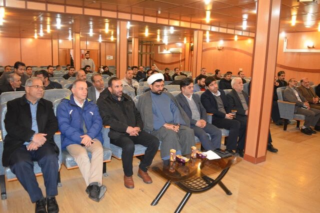 صنعت مبل و منبت ملایر نباید تجزیه شود